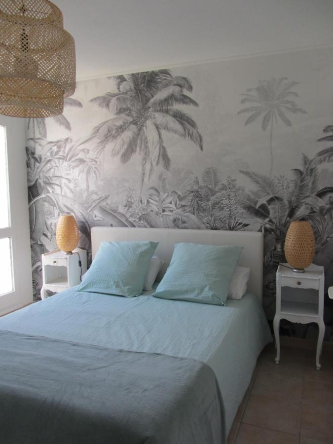 Les Cigales Rez De Jardin A 10mn Des Belles Plages *